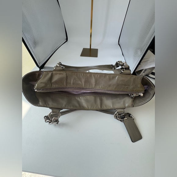 Coach 18770 Chelsea East West Shimmer Patent Leather Shoulder/Tote Bag + Wallet - Picture 13 of 15